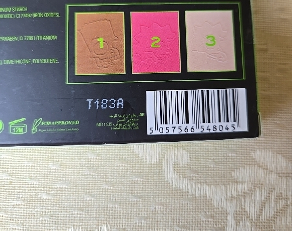 Revolution x The Simpsons Treehouse Of Horror Eye Shadow & Face Palette Combo - Picture 5 of 5